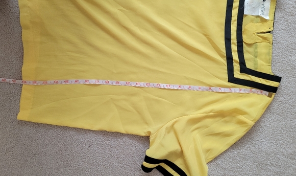 Yellow square neck chagall shirt - Picture 11 of 11